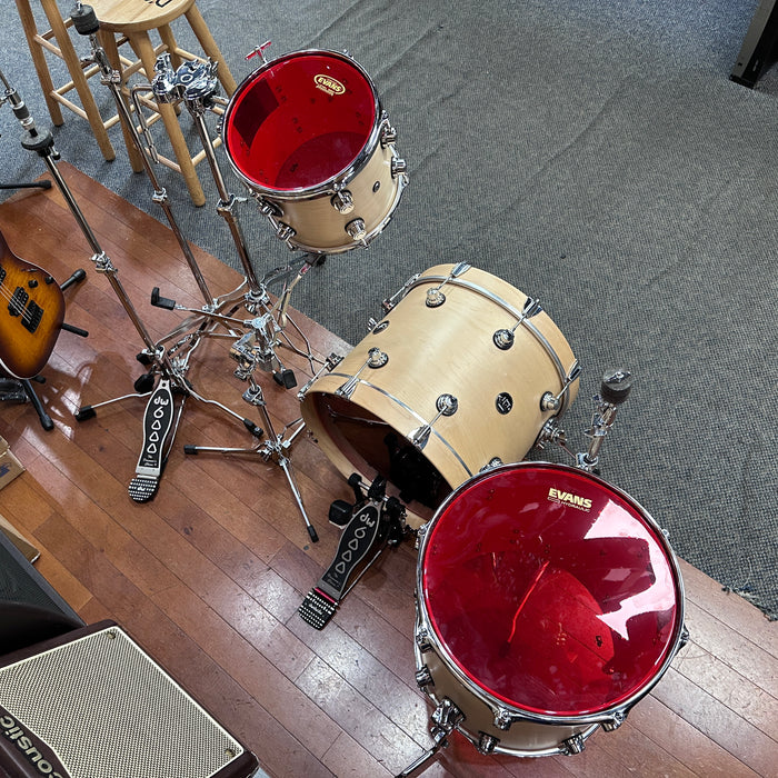 USED DW Performance Series 3-piece Kit w/ DW Hardware & Bags, Natural Satin