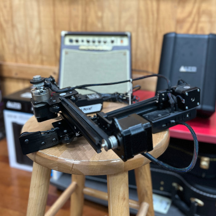 USED Dynamount X1-R Robotic Microphone Mount w/ Belkin Router