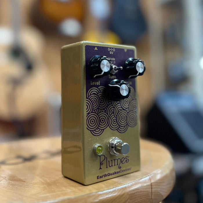 USED Earthquaker Devices Plumes Small Signal Shredder Overdrive Effect Pedal