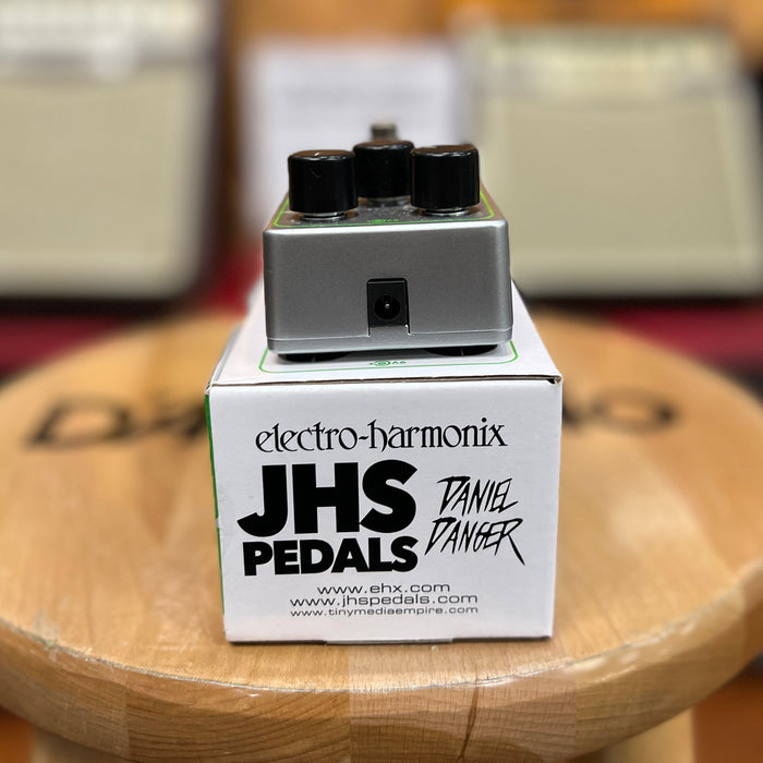 USED Electro-Harmonix x JHS Lizard Queen Octave Fuzz Pedal