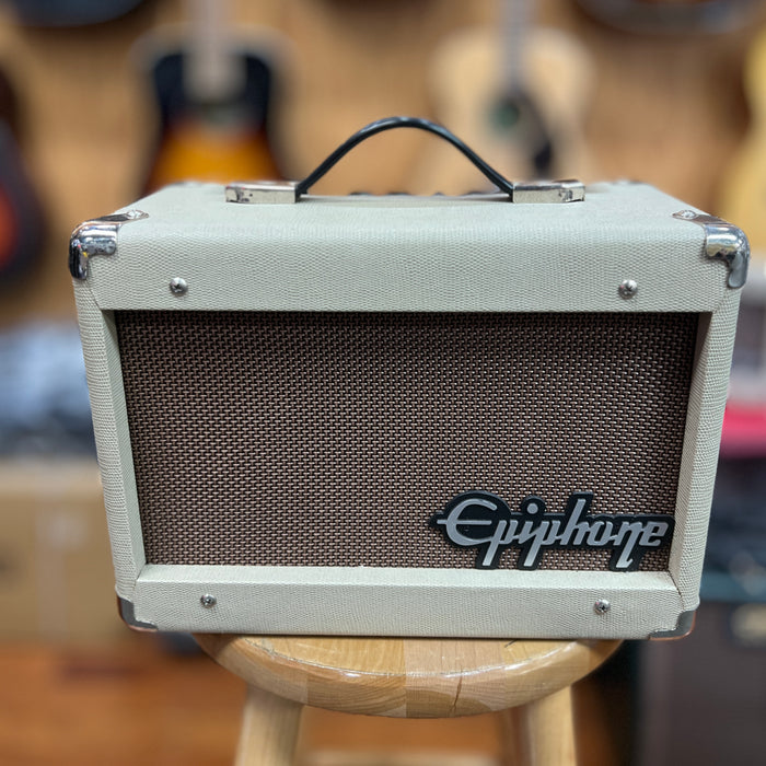 USED Epiphone 15C Acoustic Guitar Combo Amp