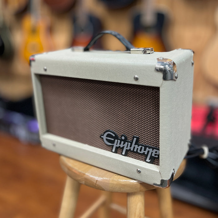USED Epiphone 15C Acoustic Guitar Combo Amp