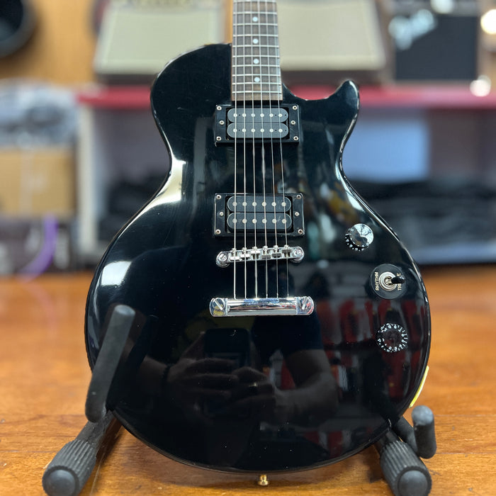 USED Epiphone Les Paul II Electric Guitar, Black