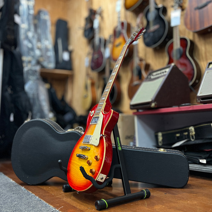 USED Epiphone Les Paul Standard with Hard Case, Sunburst