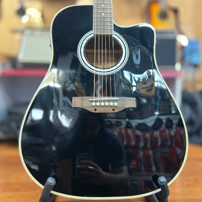 USED Estaban Cutaway Acoustic Electric Guitar, Black
