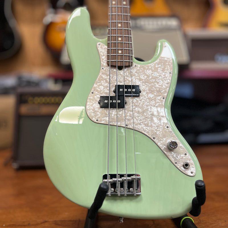 USED Fender 2011 Mark Hoppus Signature Jazz Bass, Surf Green w/HSC (MX11169620)