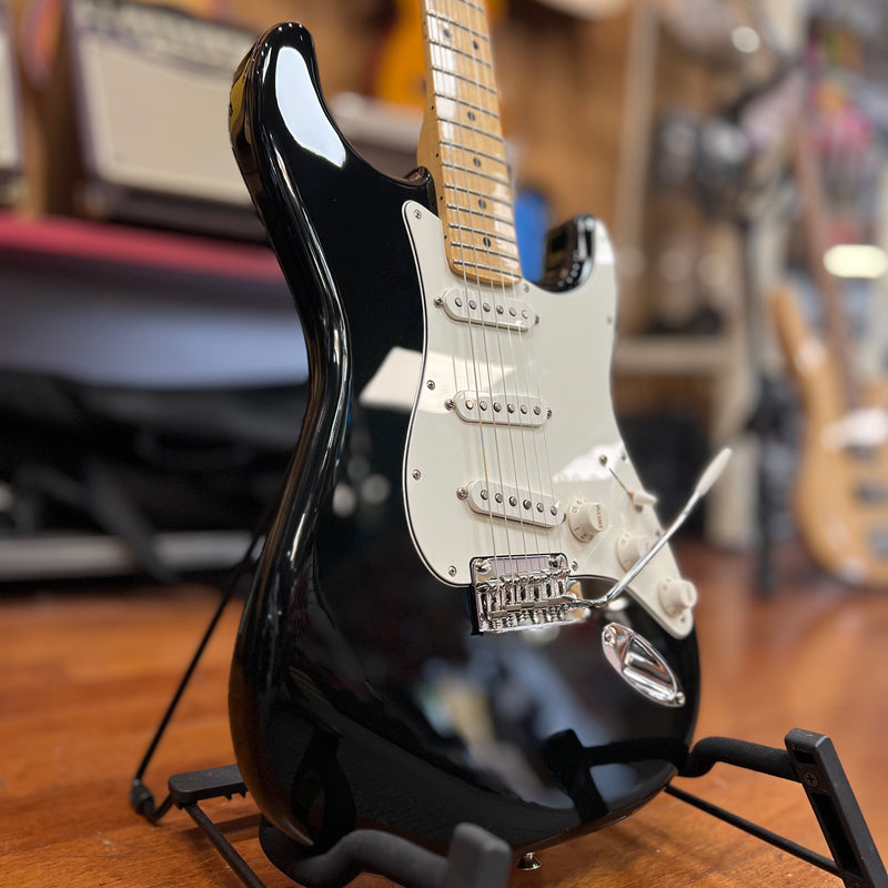 USED Fender 75th Anniversary Stratocaster Electric Guitar, MIM, Black