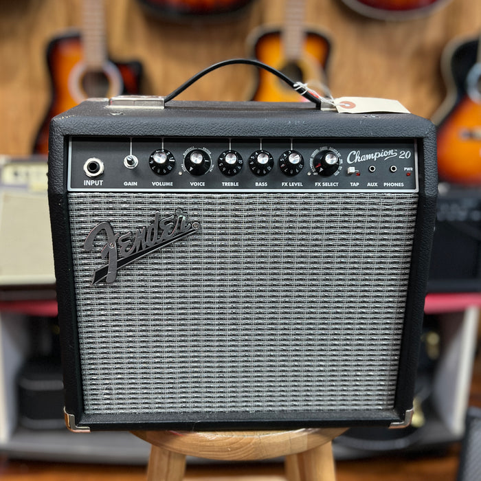 USED Fender Champion 20 Guitar Combo Amplifier