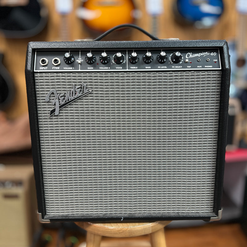 USED Fender Champion 40 Guitar Combo Amp