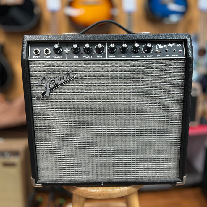 USED Fender Champion 40 Guitar Combo Amp