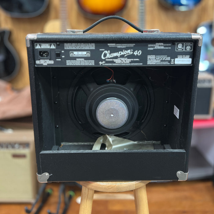 USED Fender Champion 40 Guitar Combo Amp