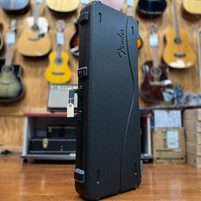 USED Fender Deluxe Molded Jazzmaster/Jaguar Guitar Case, Black