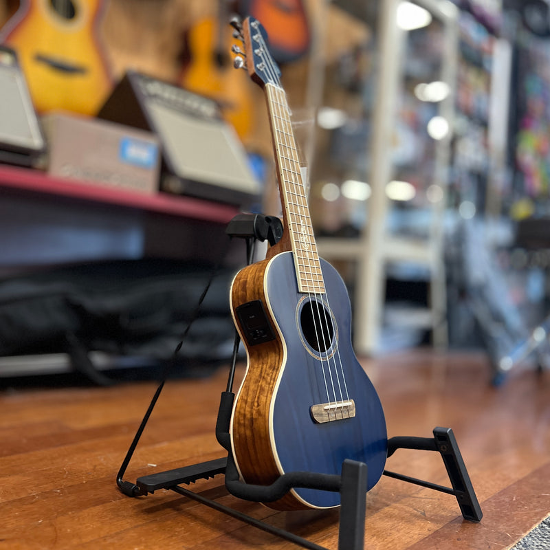 USED Fender Dhani Harrison Signature Ukulele w/ Bag, Sapphire Blue-Dirt Cheep