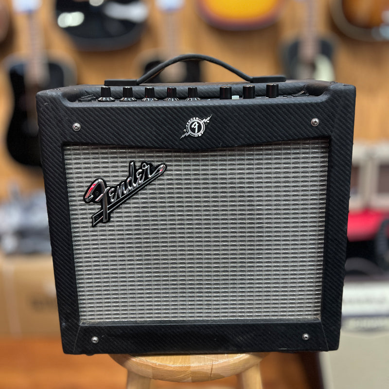 USED Fender Mustang I Combo Amp
