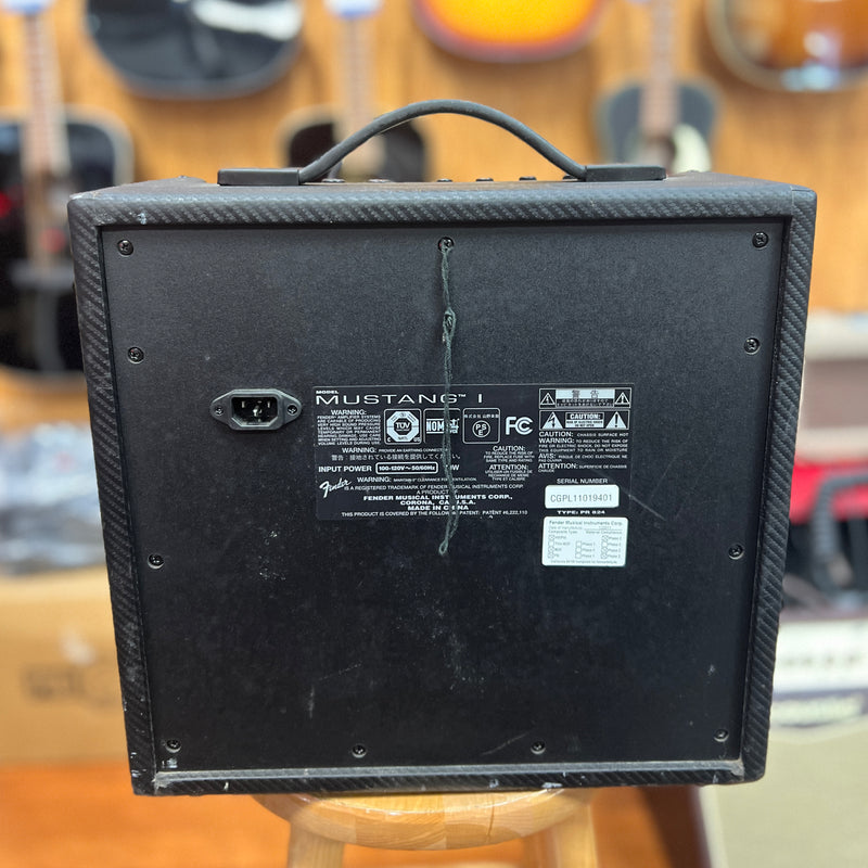 USED Fender Mustang I Combo Amp