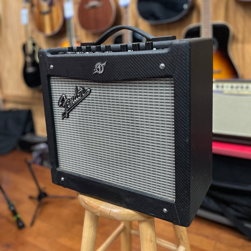 USED Fender Mustang I Combo Amp