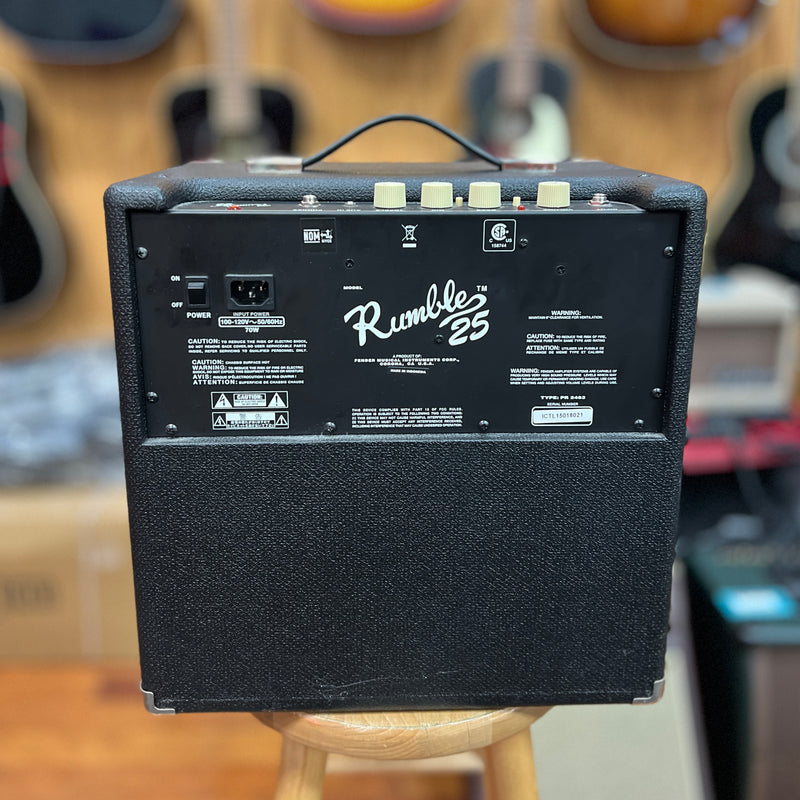 USED Fender Rumble 25 Bass Combo Amp