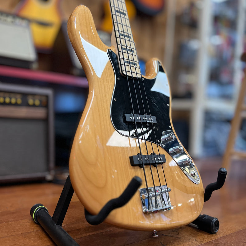USED Fender Squier 70s Vibe Jazz Bass, Butterscotch