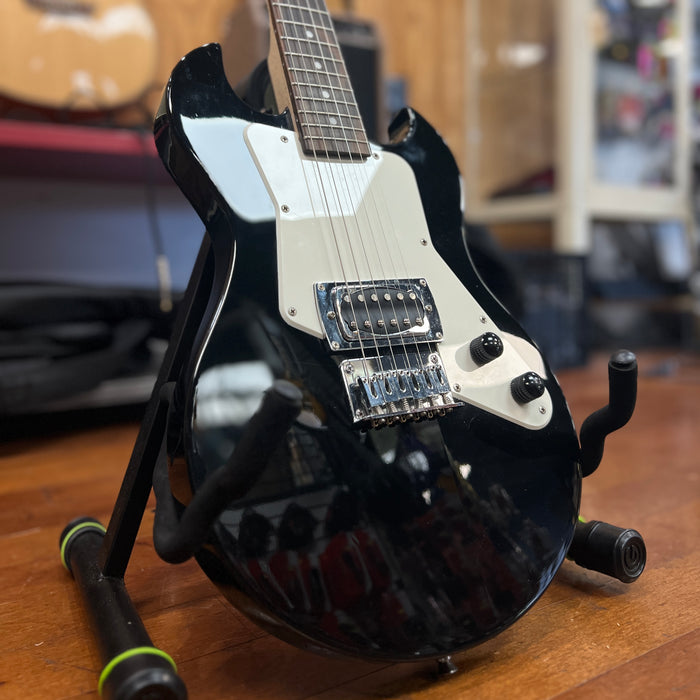 USED First Act 222 Double-Cut Electric Guitar, Black