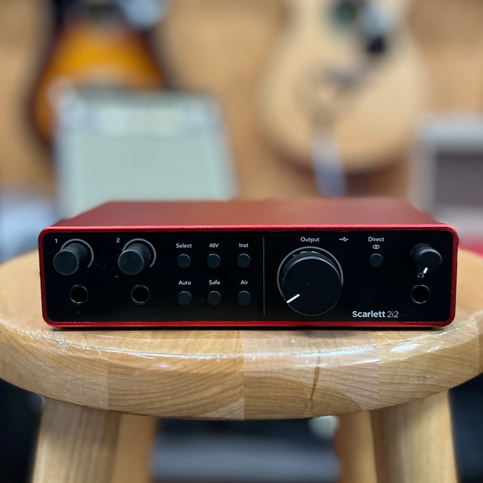 USED Focusrite Scarlett 2i2 4th Gen USB Audio Interface