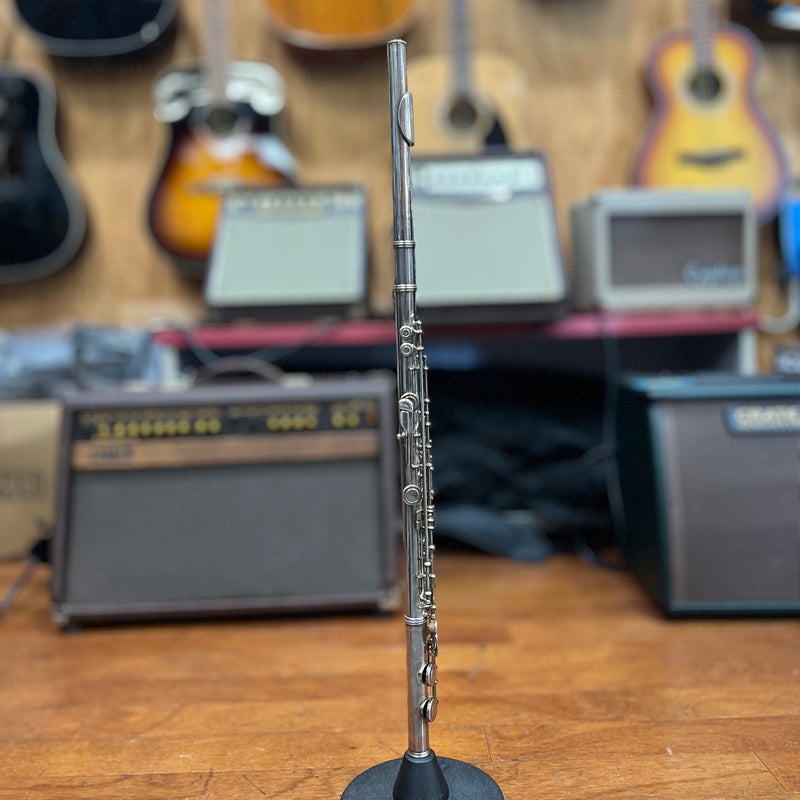 USED Gemeinhardt 52SP Silver-plated Student Flute Outfit, Made in USA (Serial Number M11232)