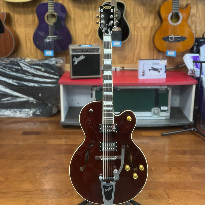 USED Gretsch Guitars G2420T Streamliner Single-Cutaway Hollowbody Electric Guitar With Bigsby Walnut Stain