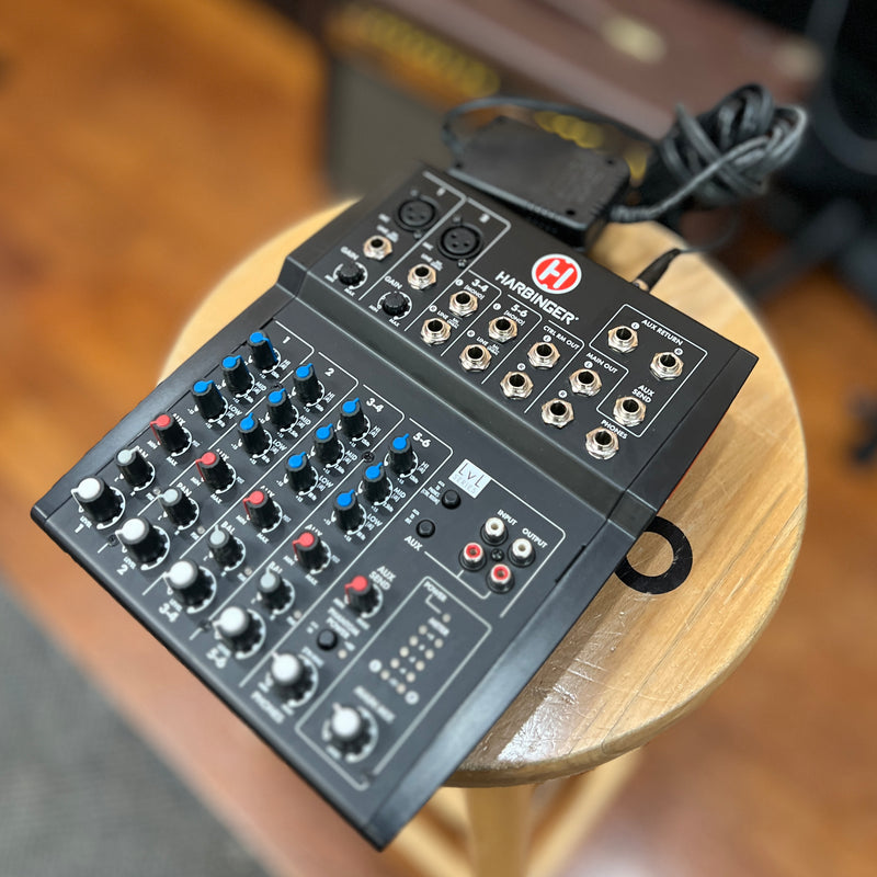 USED Harbinger LVL L802 Compact 6-Channel Mixer