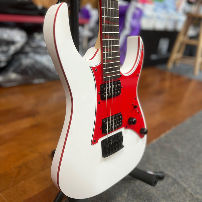 USED Ibanez GRG131DX GIO Series Electric Guitar, White