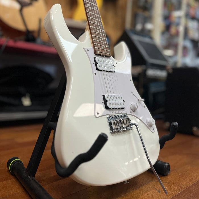 USED Ibanez GRX20W Solidbody Electric Guitar, White