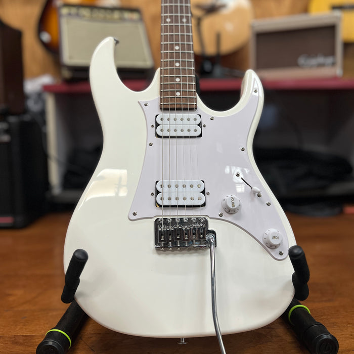 USED Ibanez GRX20W Solidbody Electric Guitar, White