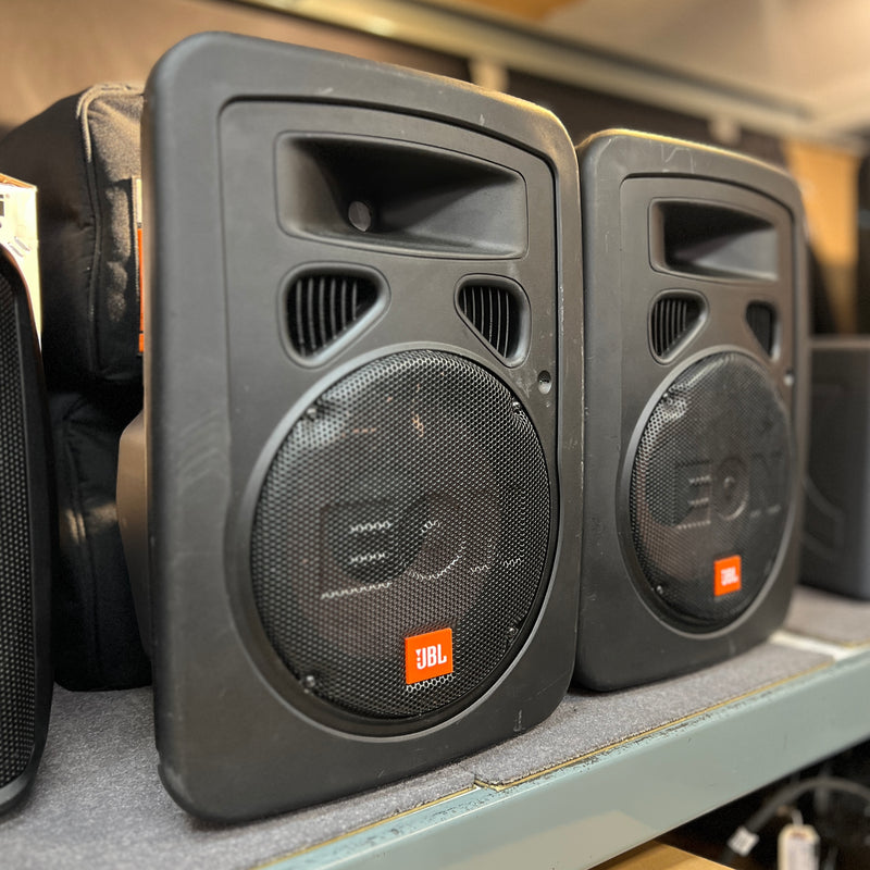 USED JBL Eon 10 G2 Powered PA Speaker  Pair W/ JBL Bags