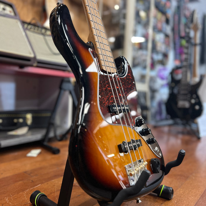 USED JET Guitars JJB-300 SB Jazz Style 4-string Electric Bass, Sunburst