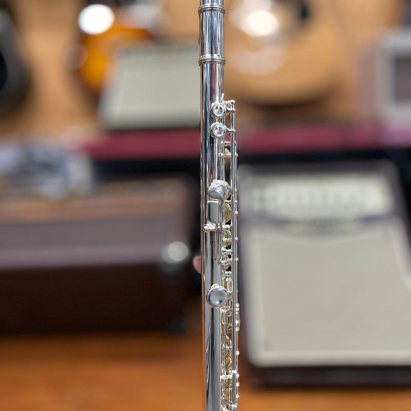 USED Jupiter CEF-510 Student Flute Outfit, Gold Lip Plate