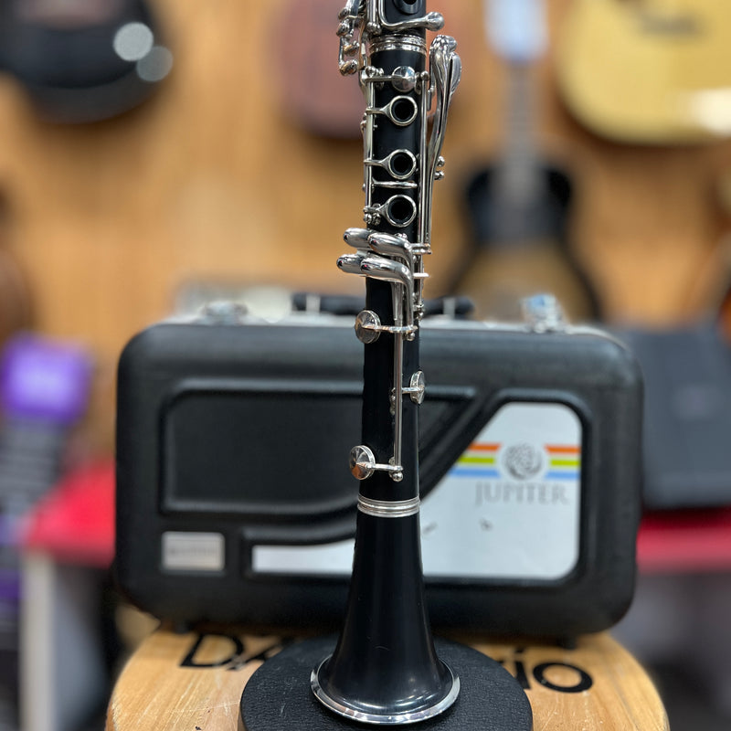 USED Jupiter JCL-710 Student Clarinet Outfit