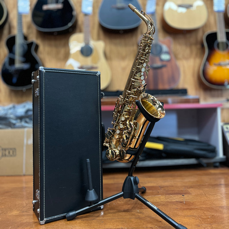 USED Jupiter SAS-767 Alto Saxophone Outfit