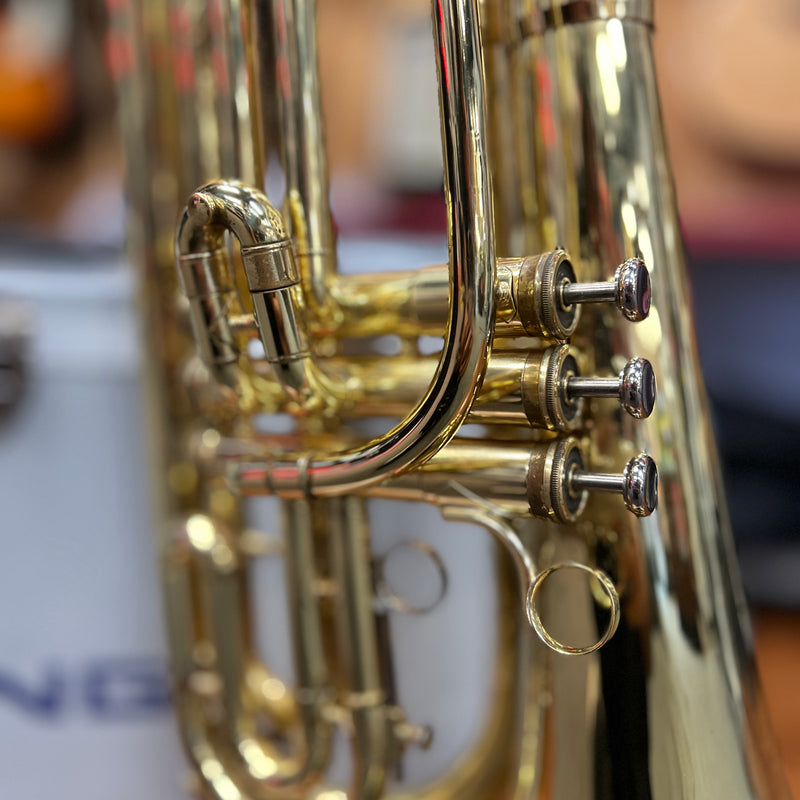 USED King 1127 Ultimate Series Bb Marching Baritone, Lacquer