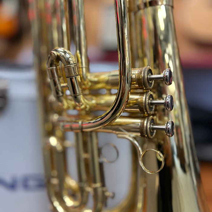 USED King 1127 Ultimate Series Bb Marching Baritone, Lacquer