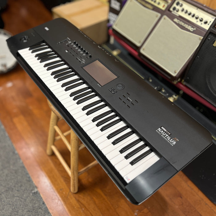 USED Korg Nautilus AT61- 61 Key Workstation Keyboard