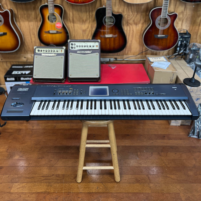 USED Korg Triton Extreme 76 76-Key Keyboard Workstation