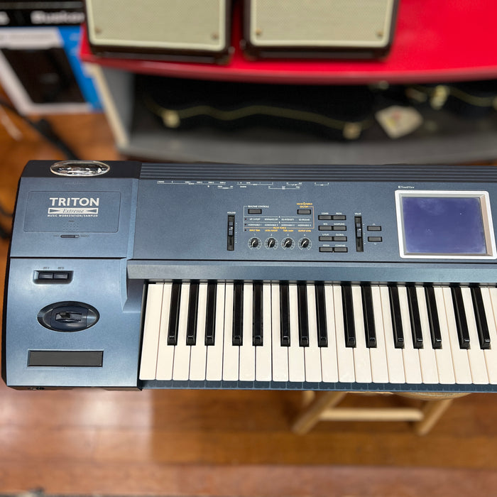 USED Korg Triton Extreme 76 76-Key Keyboard Workstation