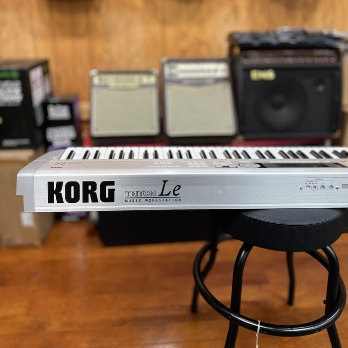 USED Korg Triton Le 76 Workstation Keyboard