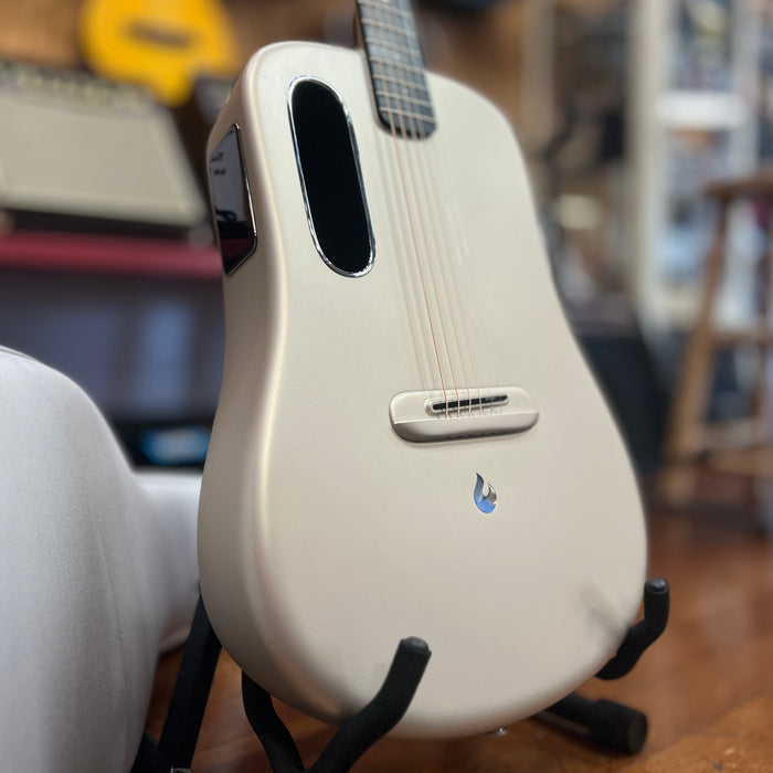 USED LAVA ME 3 Carbon Smart Acoustic Electric Guitar - White w/ Case