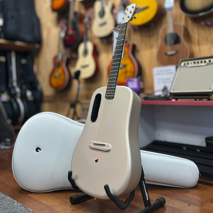 USED LAVA ME 3 Carbon Smart Acoustic Electric Guitar - White w/ Case