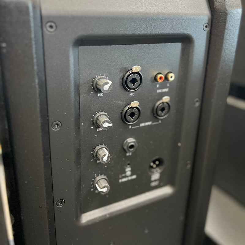 USED LD SYSTEMS MAUI 11 G2 Portable Column PA System with Mixer and Bluetooth