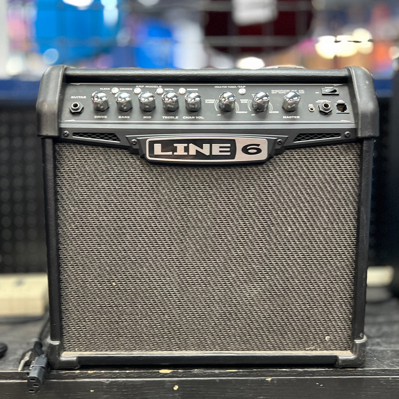 USED Line 6 Spider IV 15 Combo Guitar Amp