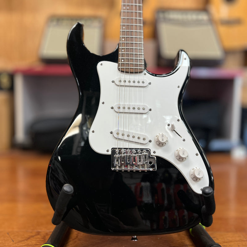 USED Lyon Strat-style S Type Electric Guitar - Black-Dirt Cheep