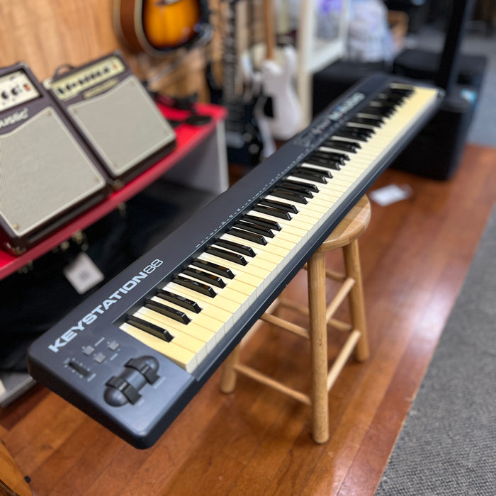 USED M-Audio Keystation 88 Midi Controller