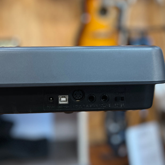 USED M-Audio Keystation 88 Midi Controller