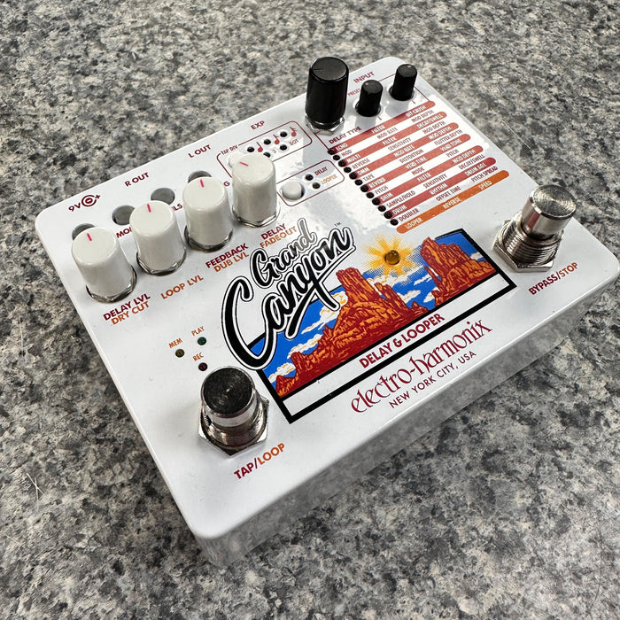 USED MINT Electro-Harmonix Grand Canyon Delay and Looper Effects Pedal
