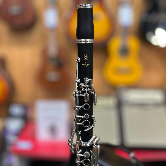 USED MINT Yamaha YCL-255 Student Bb Clarinet Outfit, Serial M34256